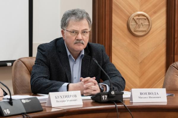 В СО РАН работает первая межведомственная группа РАН по COVID-19