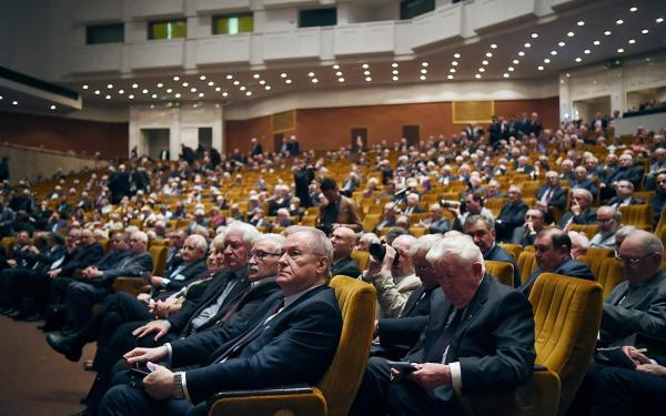 Президент Академии Александр Сергеев дал интервью накануне Общего собрания РАН