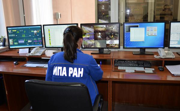 Под Петербургом сдан в эксплуатацию радиотелескоп РТ-13