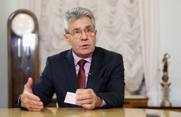 Академик Сергеев поделился своим мнением о том, как государство и РАН должны управлять научной политикой