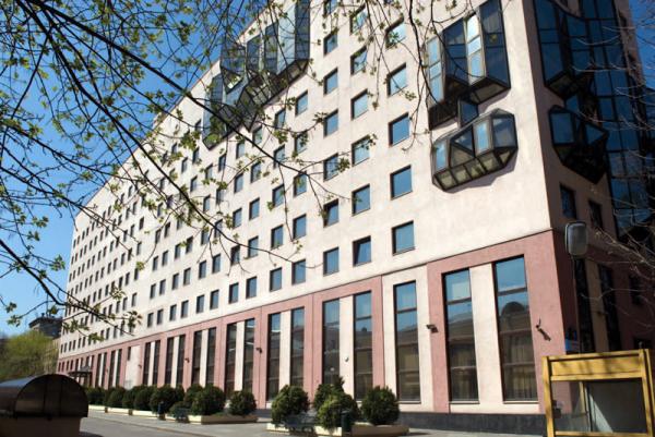 Мы считаем законопроект неприемлемым в обеих частях