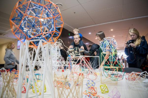 Разноплановые события фестиваля EUREKA!FEST приблизили современную науку к новосибирцам