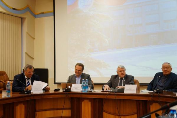 СО РАН: жизнь в условиях "турбулентности"
