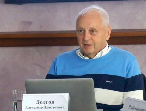 Директор Междисциплинарного центра физики элементарных частиц и астрофизики физического факультета НГУ д.ф.-м.н. Александр Долгов