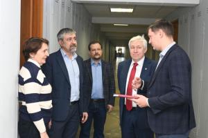 По словам директора Института теплофизики имени С.С. Кутателадзе СО РАН Дмитрия Марковича, центр будет самым крупным в регионе до 2025 года, когда будет построен суперкомпьютерный центр (СКЦ) «Лаврентьев»