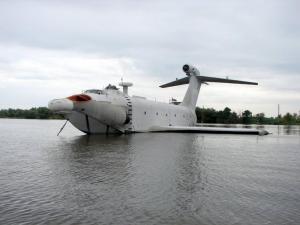 Десантный корабль-экраноплан проекта 904 «Орлёнок»