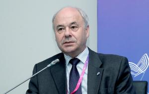 Заведующий кафедрой физики полупроводников ТГУ доктор физико-математических наук Иван Варфоломеевич Ивонин