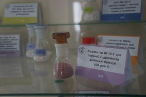 Большинство химических реакций в современной промышленности носят каталитический характер
