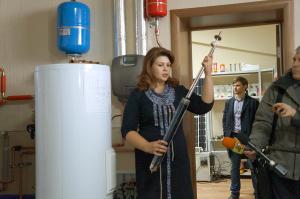 Офис НПФ «Энергия», куда пригласили журналистов, одновременно является и демонстрационной площадкой, поскольку практически полностью обеспечивается теплом и электричеством за счет того самого оборудования