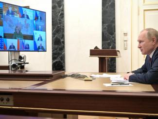 Глава Минобрнауки доложил президенту о создании молодежных лабораторий