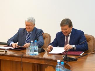 СО РАН и Объединенная авиастроительная компания подписали соглашение о сотрудничестве