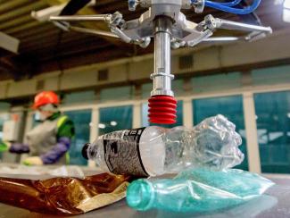 Автоматическую линию сортировки мусора разработали ученые новосибирского Академгородка