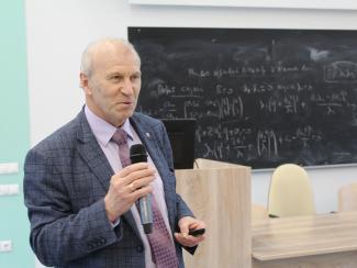 Академик Сергей Алексеенко изложил тезисы своей программы в качестве кандидата на должность председателя СО РАН