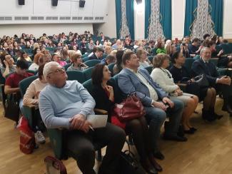 В Новосибирске обсудили актуальные проблемы лечения внутренних болезней
