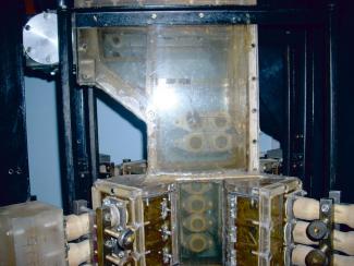 уменьшенная копия вихревой топки Красноярской ТЭЦ-2
